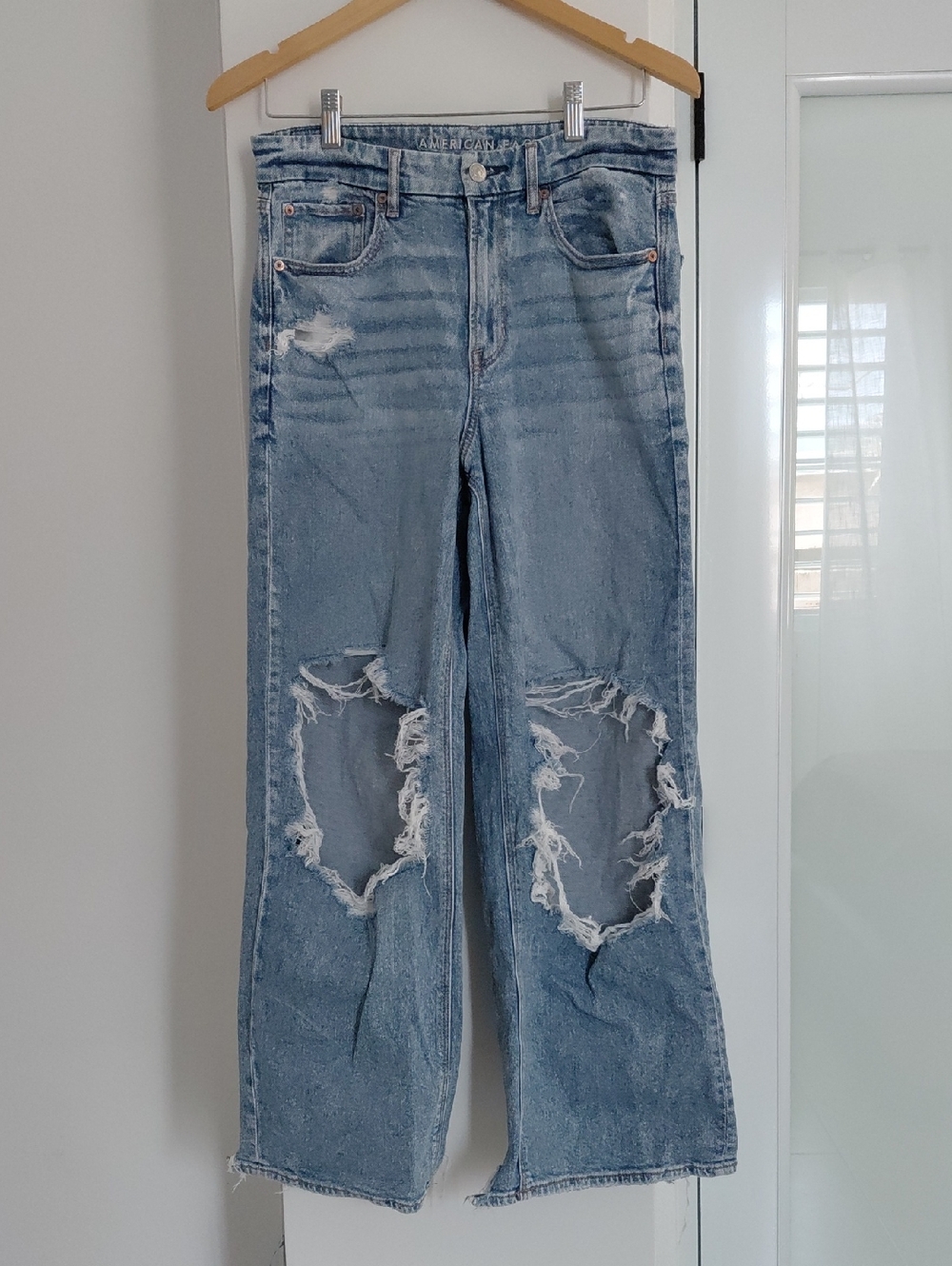 American Eagle Outfitters Curvy Super High Rise Baggy Straight